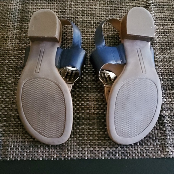 Tommy Hilfiger Sandles - Picture 8 of 8